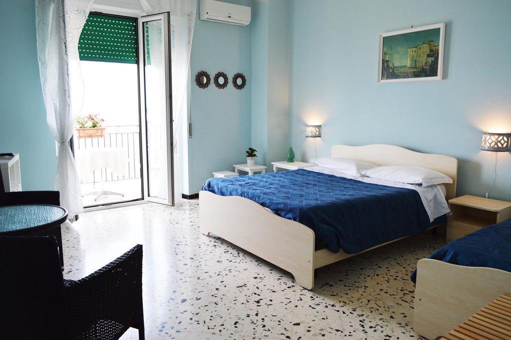 B&B Fronte Del Mare Salerno Eksteriør billede